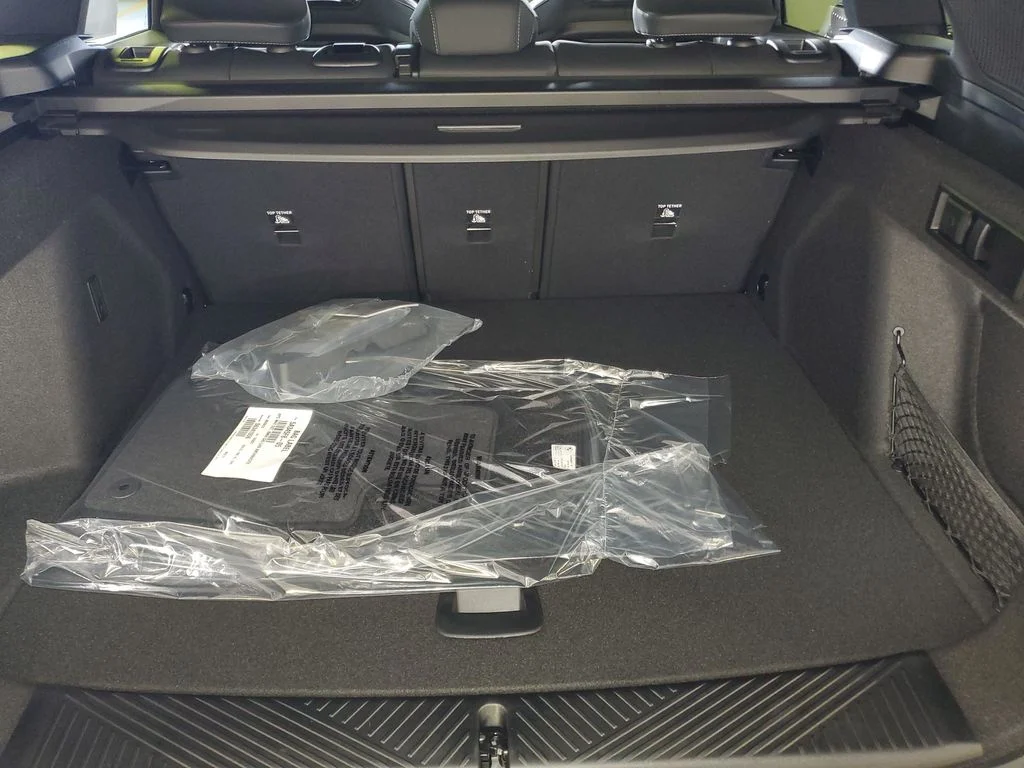 New 2026 Dark Graphite Metallic BMW 30 xDrive image 7