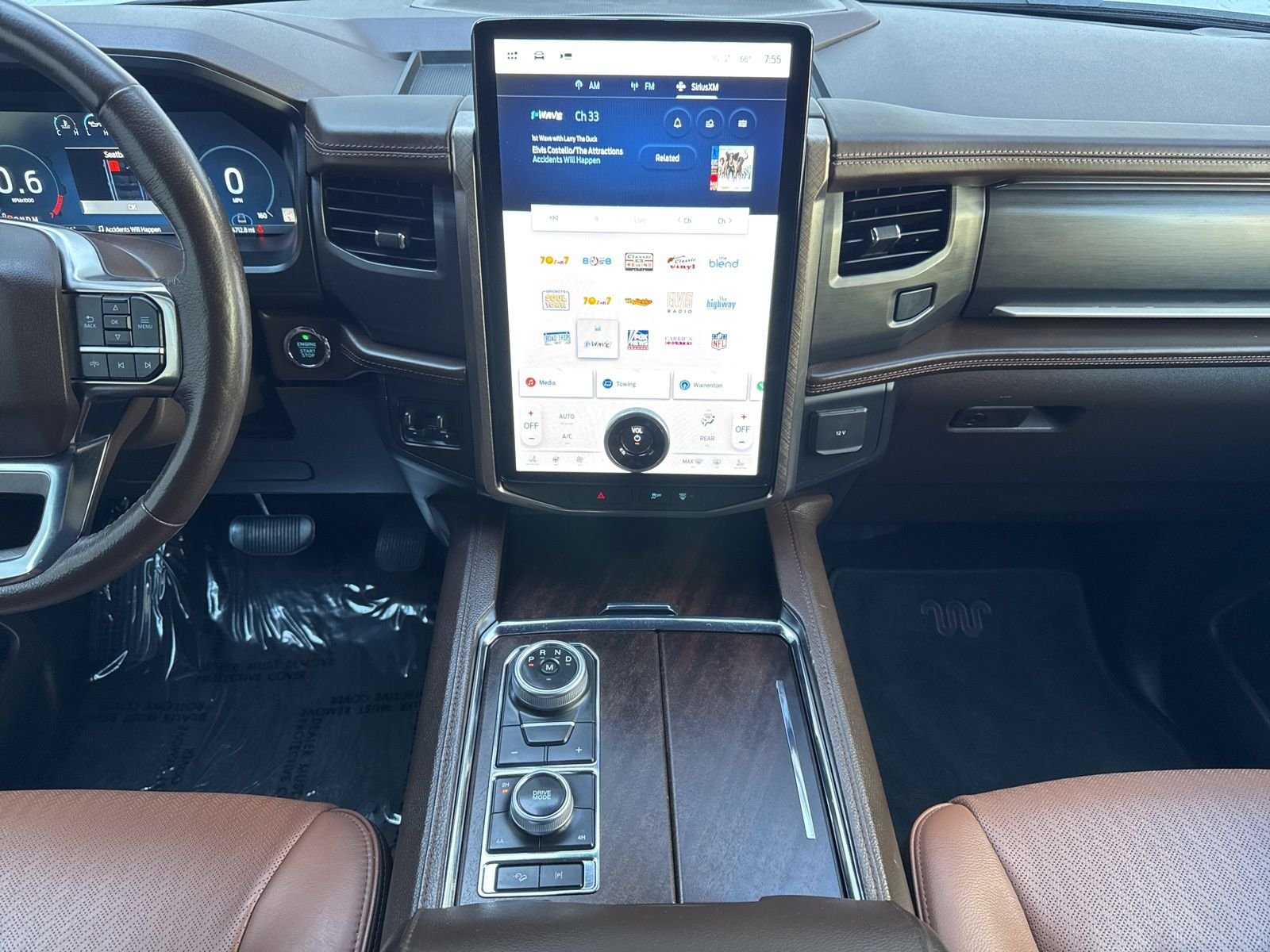 Used 2022 White Ford King Ranch image 36