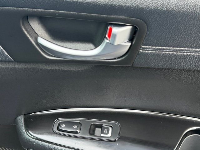 Certified Used 2018 Blue Kia SX image 17