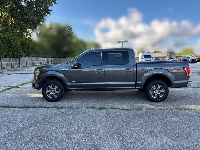 Used 2016 Gray Ford XLT image 10