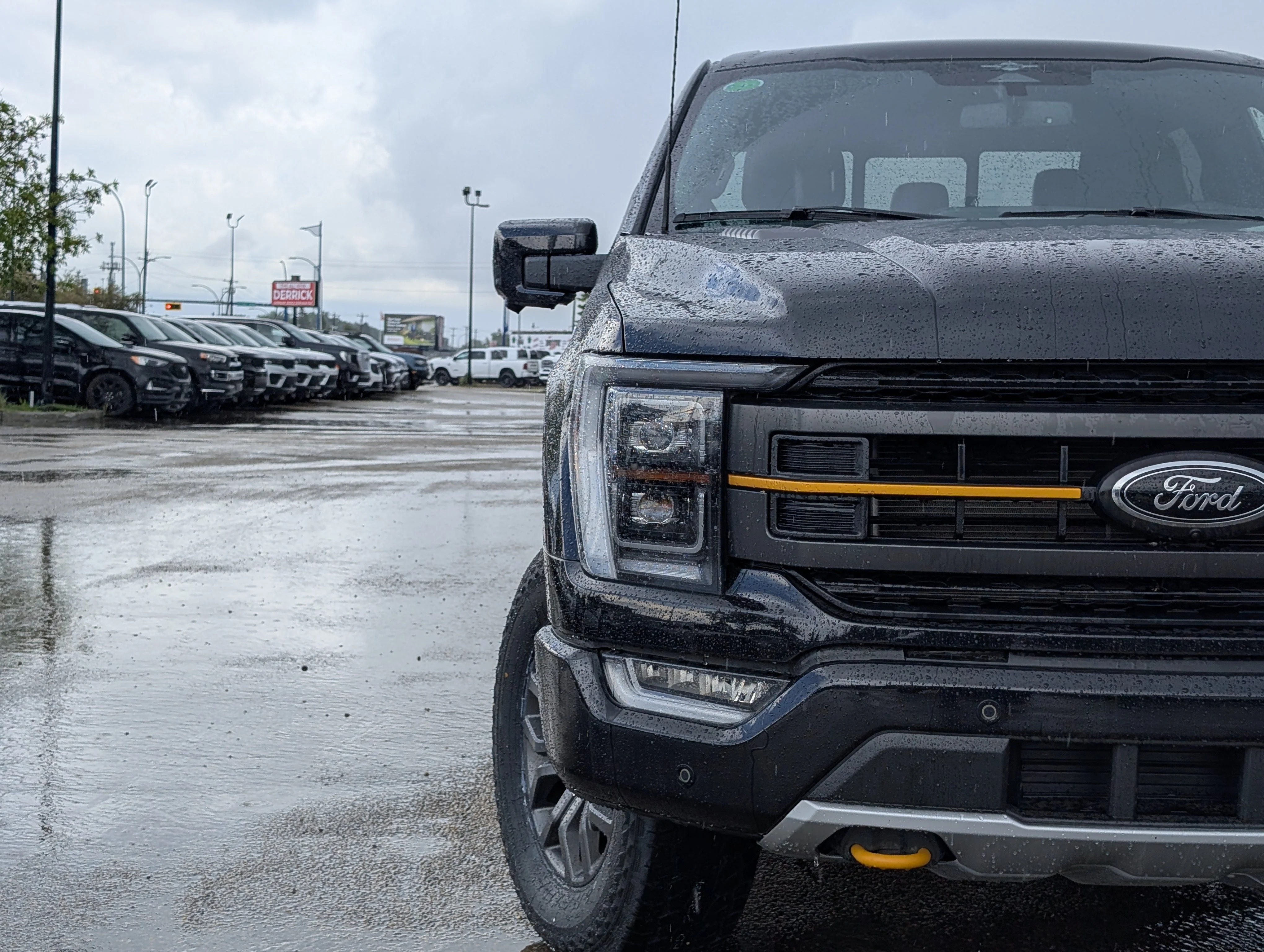 Used 2023 Agate Black Metallic Ford Tremor image 11