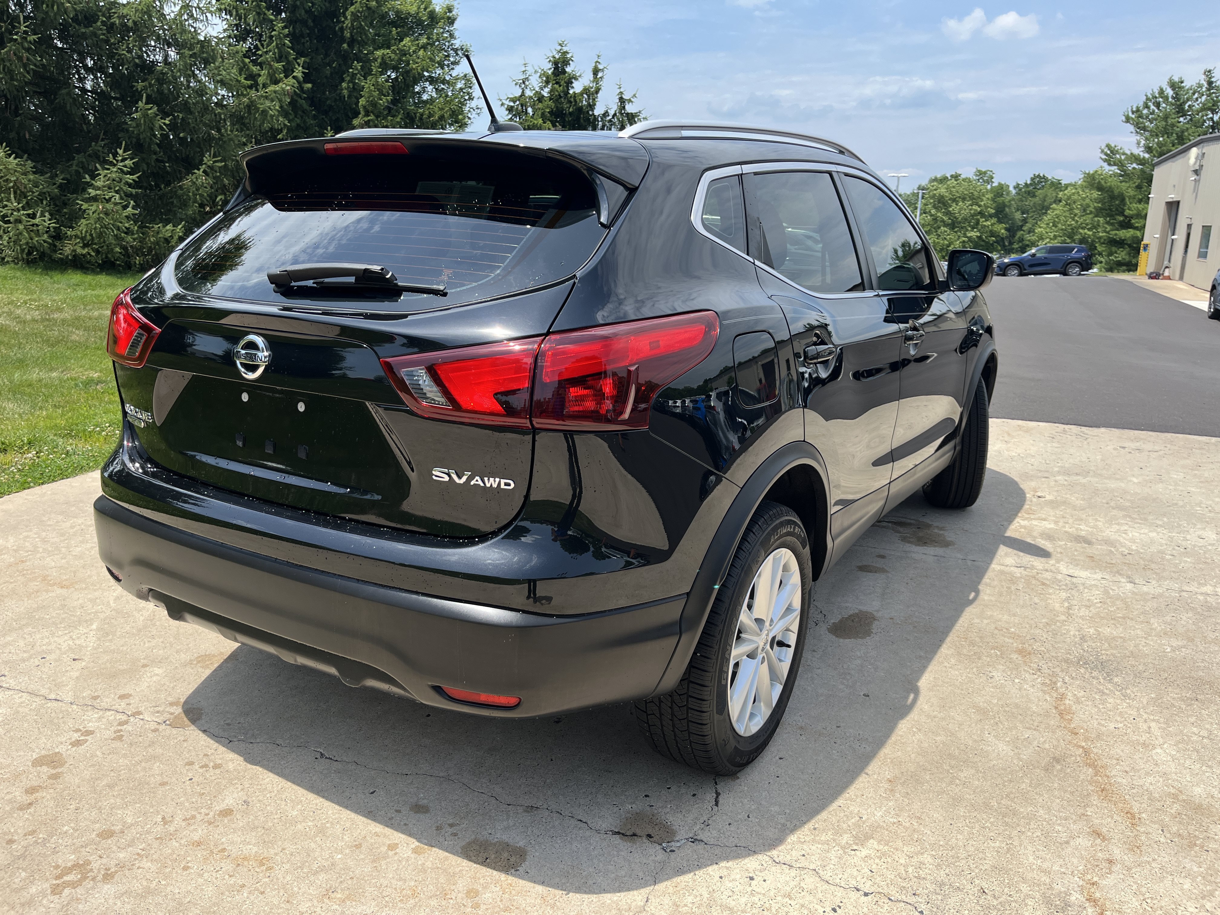 Used 2017 Magnetic Black Nissan SV image 12