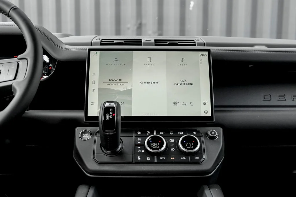 New 2026 Santorini Black Land Rover S image 20