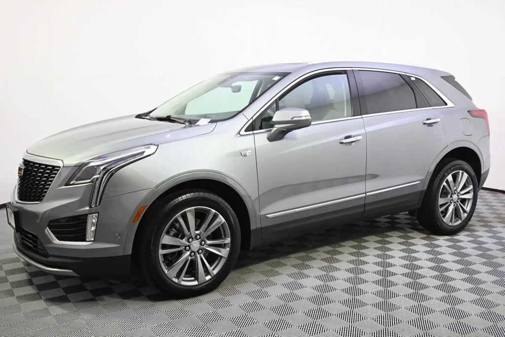 Used 2023 Cadillac XT5 Premium Luxury with VIN 1GYKNDR40PZ162010 for sale in Minneapolis, Minnesota