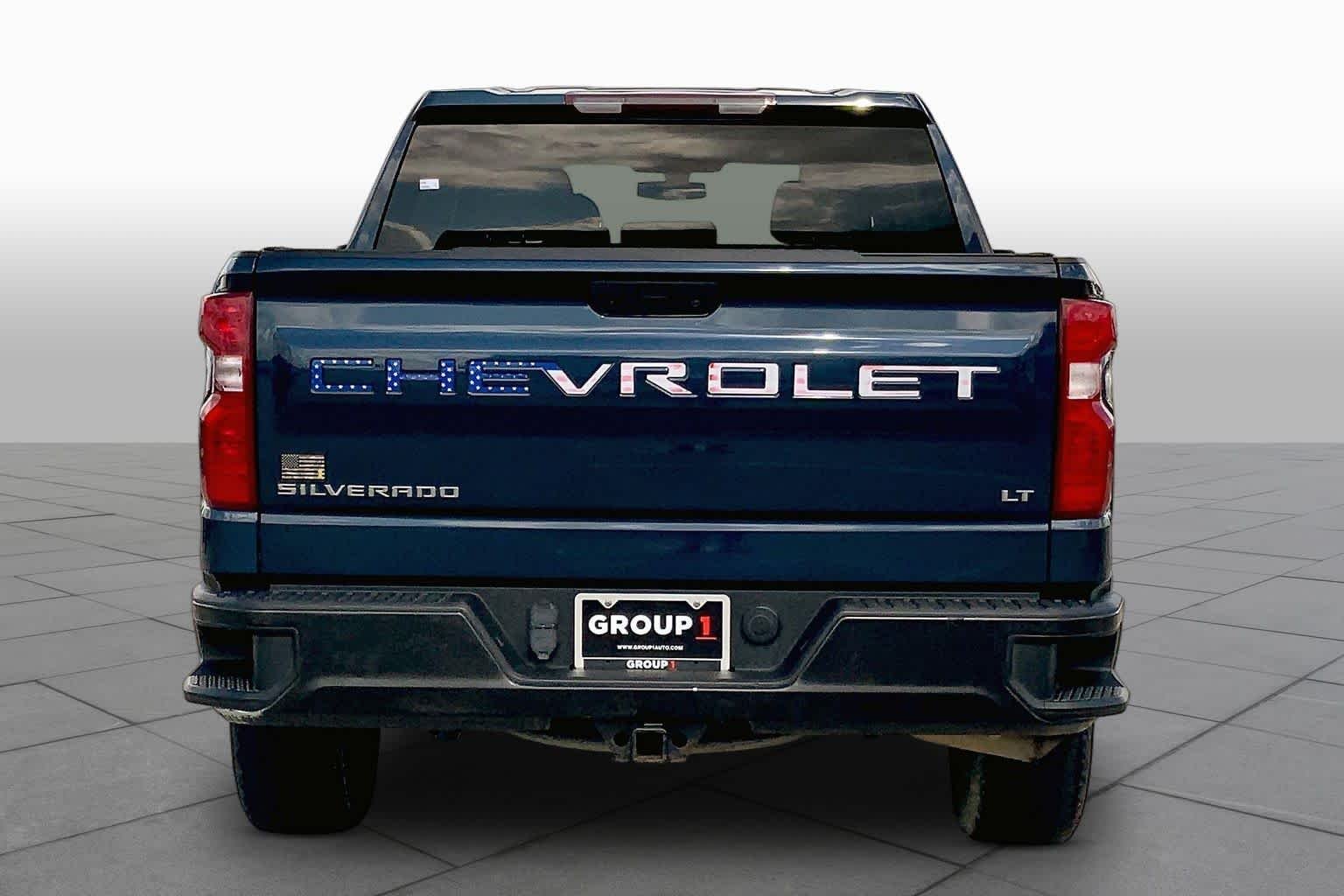 Used 2022 Northsky Blue Metallic Chevrolet LT image 5