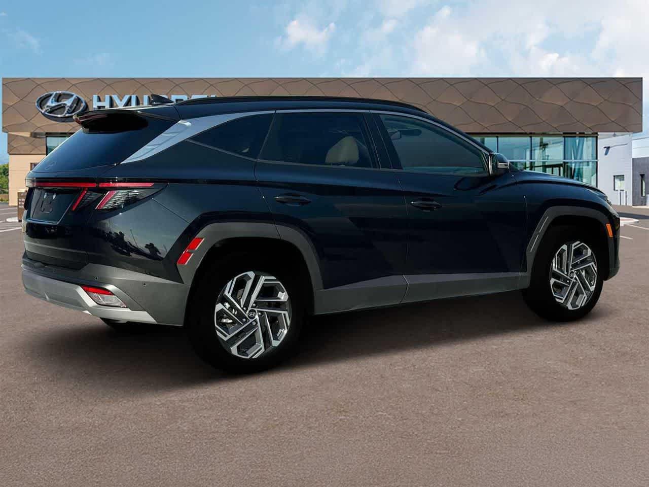 2025 Hyundai Tucson Limited - Photo 8