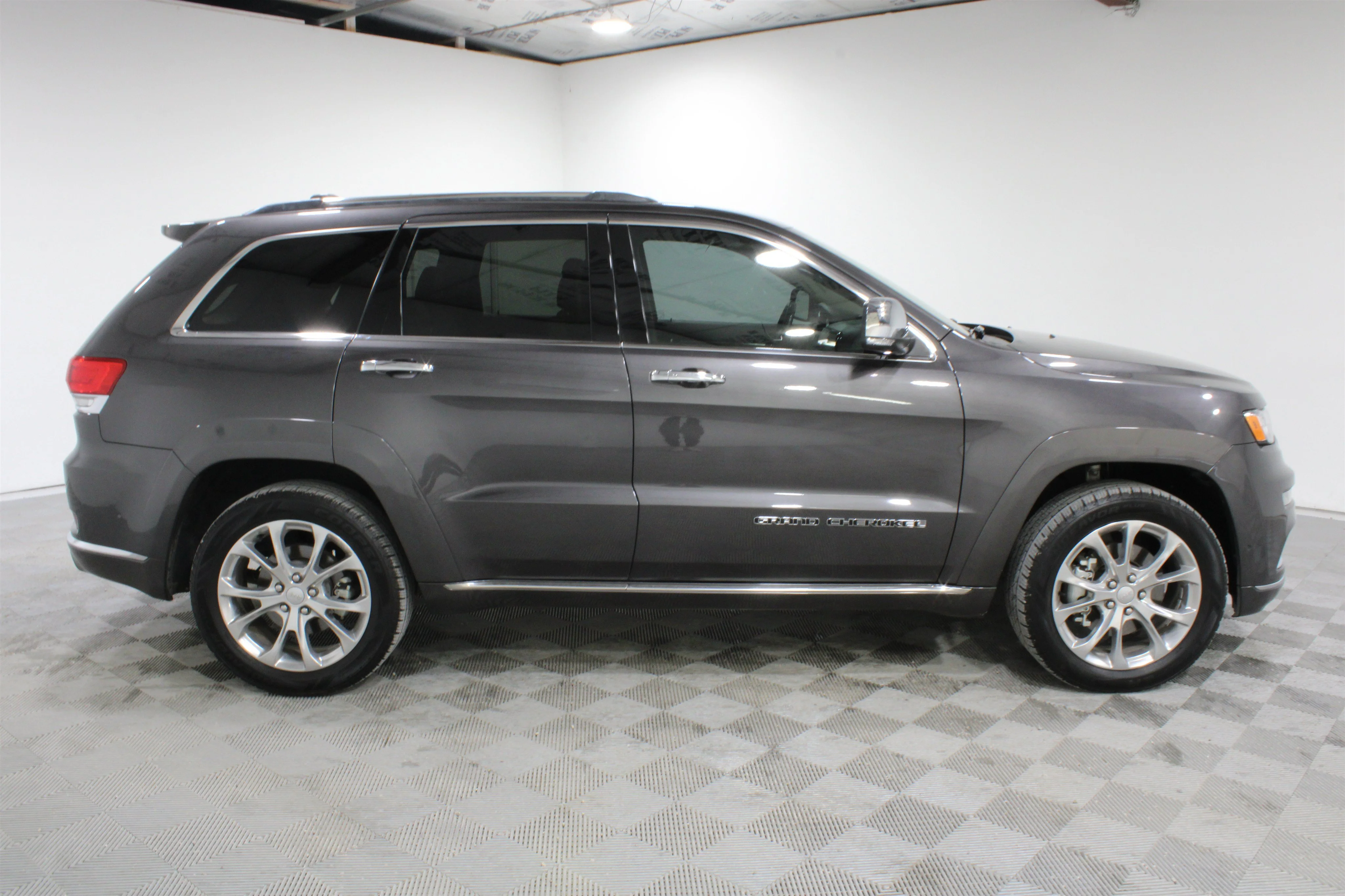 2021 Jeep Grand Cherokee Summit - Photo 27