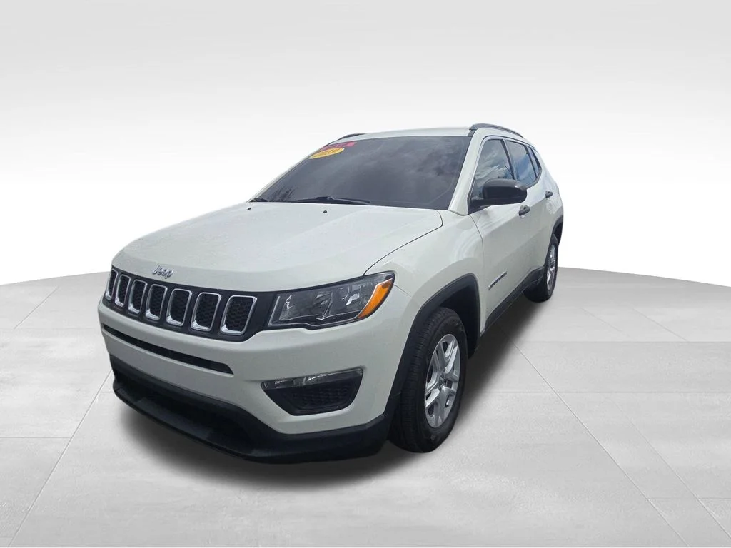 Used 2019 White Clearcoat Jeep Sport image 15