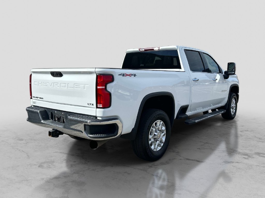Used 2026 White Chevrolet LTZ image 5