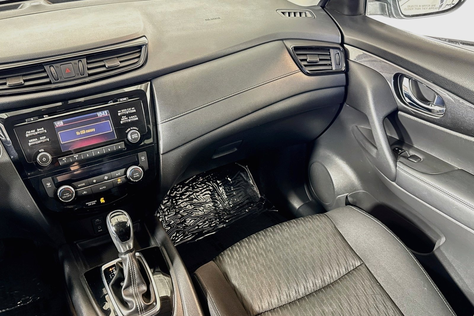 Used 2017 Brilliant Silver Nissan SV image 20
