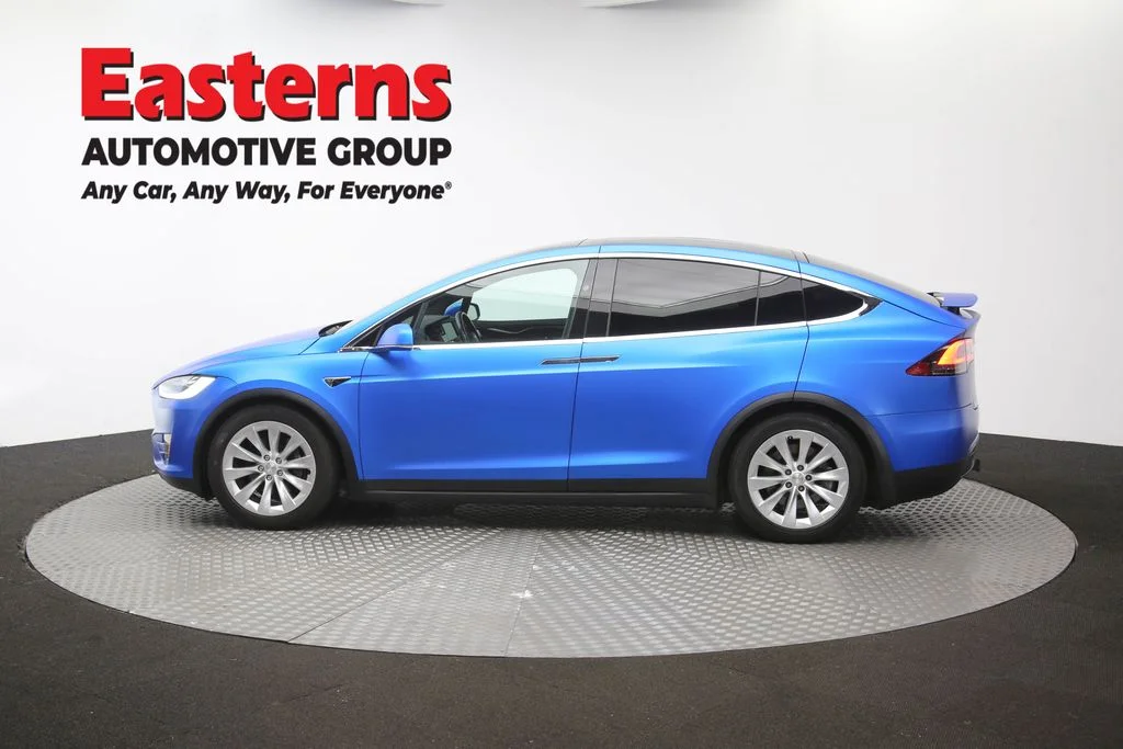 Used 2019 Blue Tesla 75D image 56