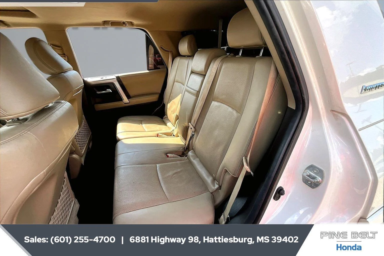 Used 2018 Blizzard Pearl Toyota Limited image 19