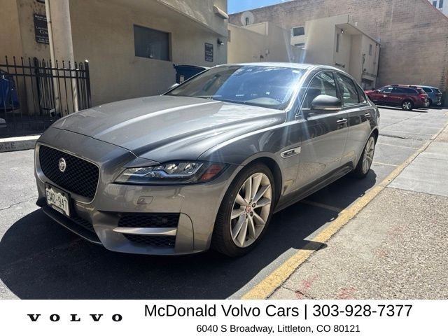 Used 2017 Gray Jaguar 35t R-Sport image 1