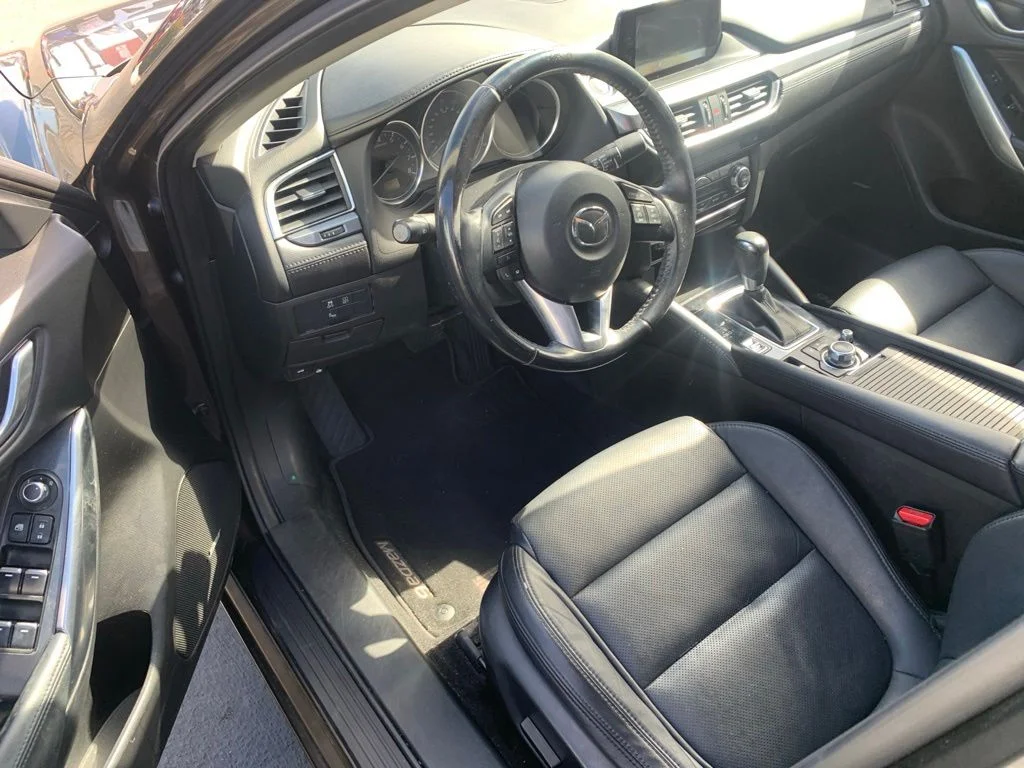 Used 2016 Silver Mazda i Touring image 10