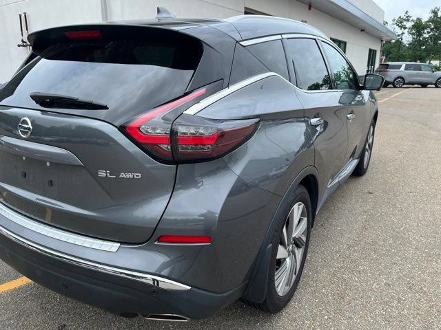 Used 2019 Gun Metallic Nissan SL image 3
