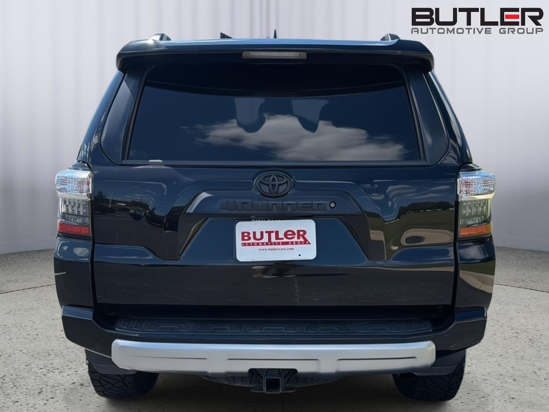 Used 2018 Midnight Black Metallic Toyota TRD Off-Road Premium image 5