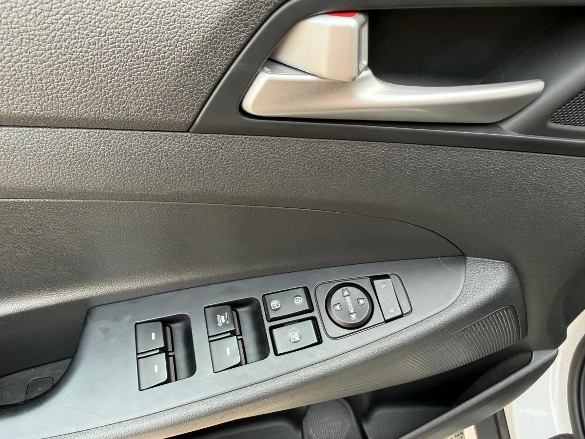 Used 2021 White Hyundai Urban Edition image 14