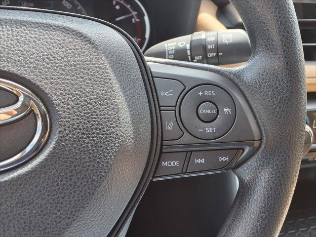 Certified Used 2024 RUBY FLARE PEARL Toyota  image 25