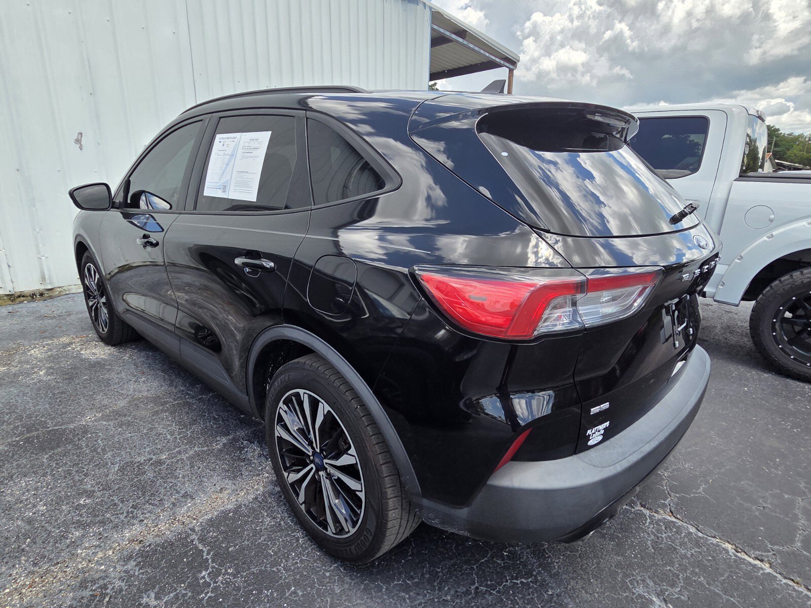 Used 2022  Ford SE image 5