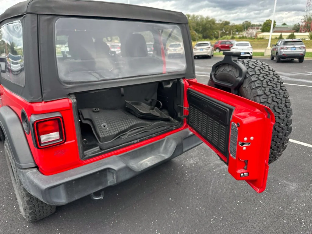 Used 2021 Red Jeep Willys image 5