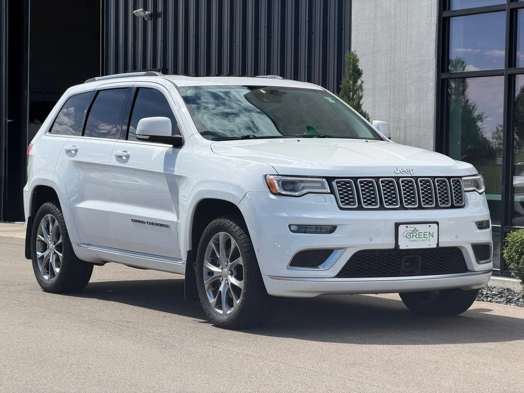 Used 2020 White Jeep Summit image 4