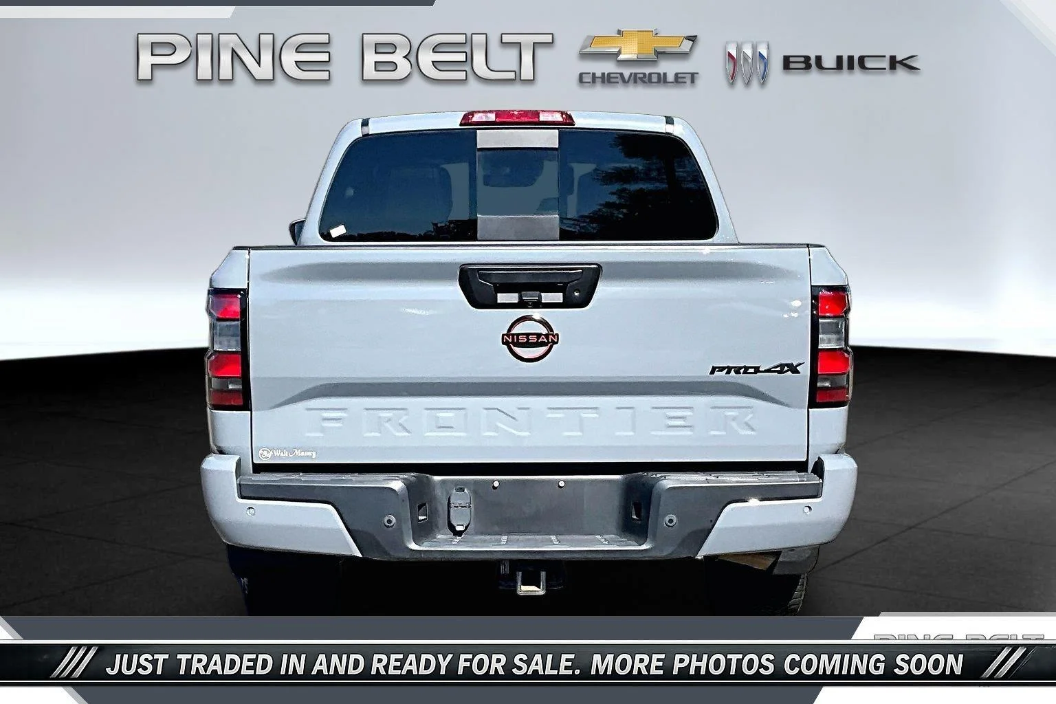 Used 2024 Boulder Gray Pearl Nissan PRO-4X image 4
