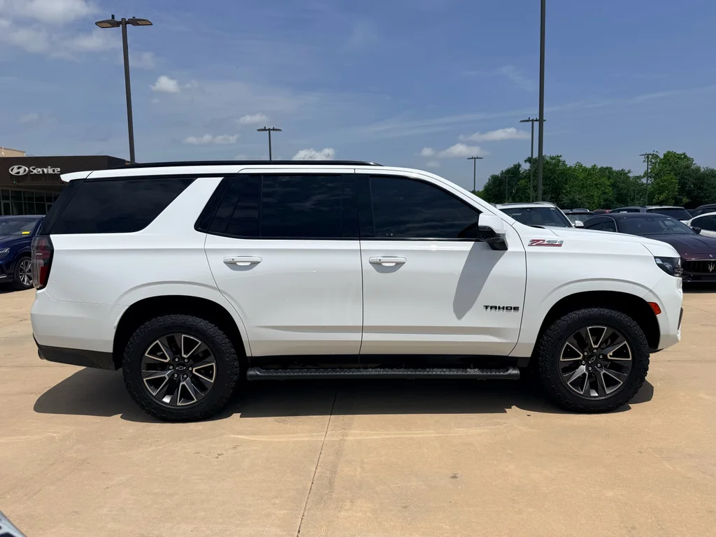 Used 2022 Summit White Chevrolet Z71 image 6