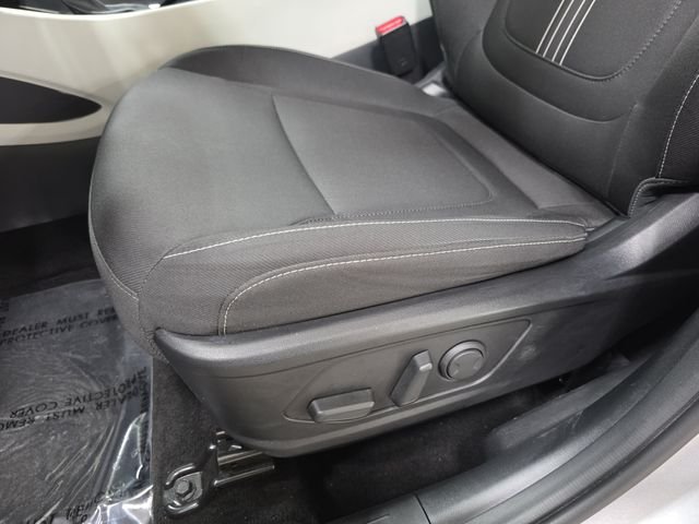 Used 2023 Silver Hyundai SEL image 29