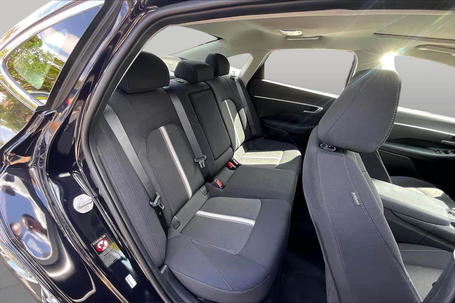 Used 2023 Carbon Blue Hyundai SEL image 26