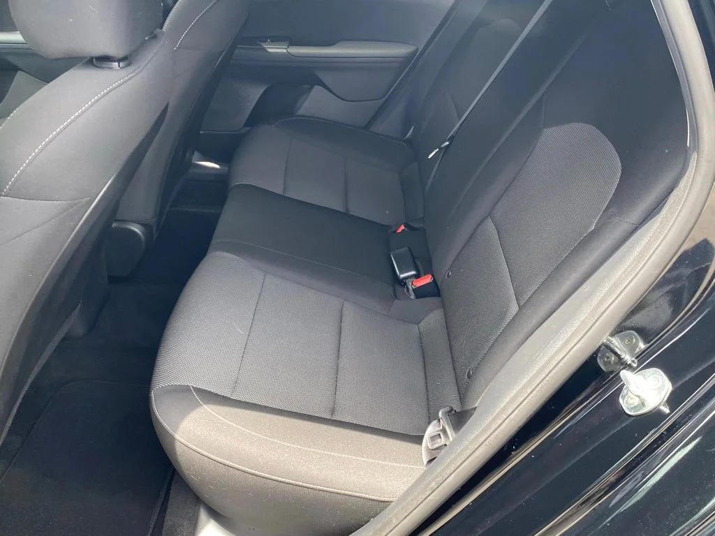 Used 2023 Black Kia LXS image 8