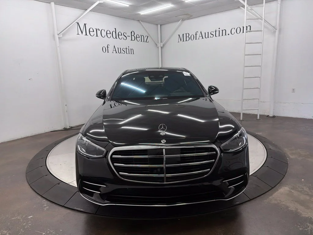 Certified Used 2023 Black Mercedes-Benz S 580 image 2