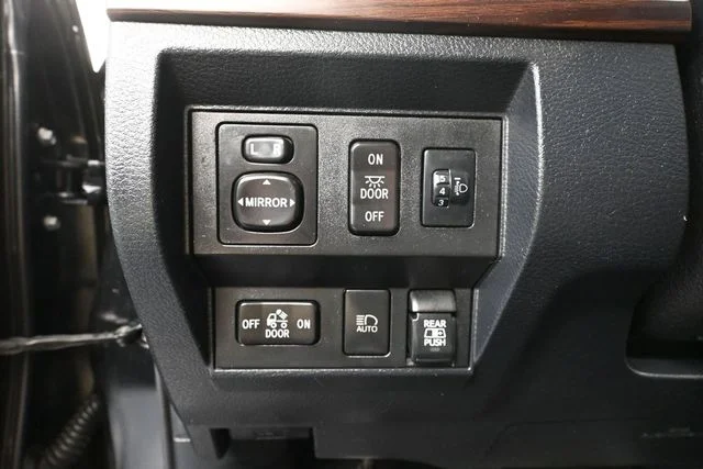 2020 Toyota Tundra Limited - Photo 28