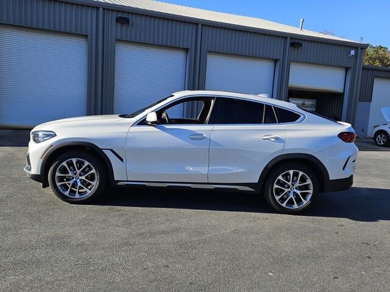 Used 2023 Mineral White Metallic BMW xDrive40i image 5