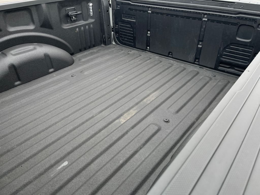 Used 2023 White Ford Raptor image 10