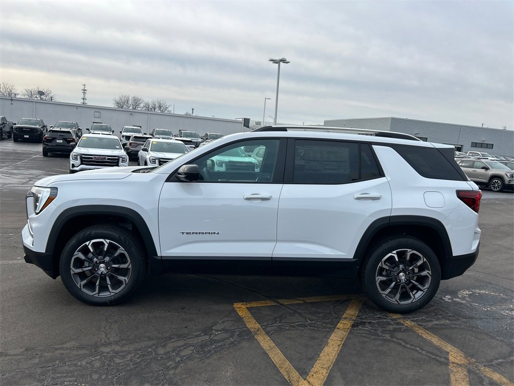 2026 GMC TERRAIN - Image 4