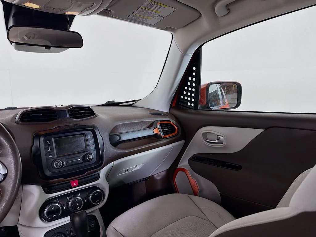 Used 2015 Orange Jeep Latitude image 20