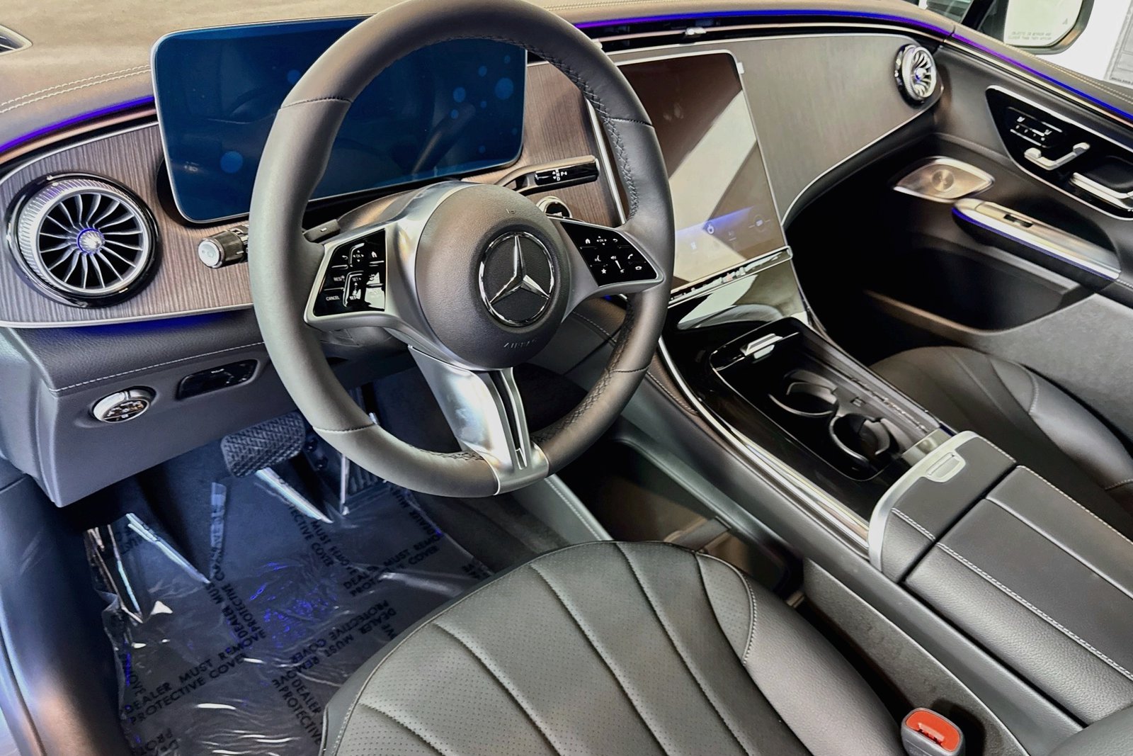 New 2026 Selenite Grey Metallic Mercedes-Benz EQE 320 image 9