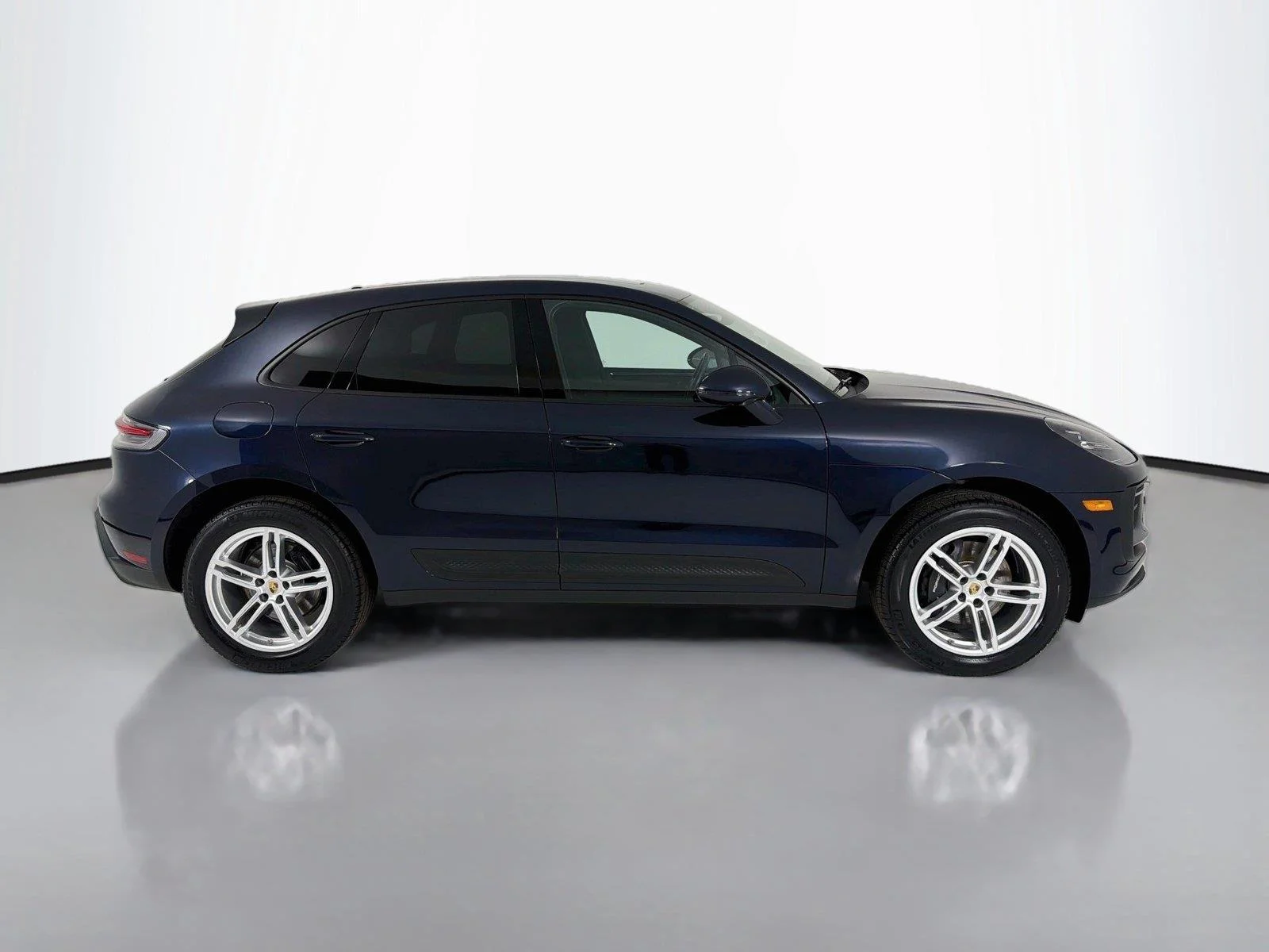 Certified Used 2023 Night Blue Metallic Porsche  image 29