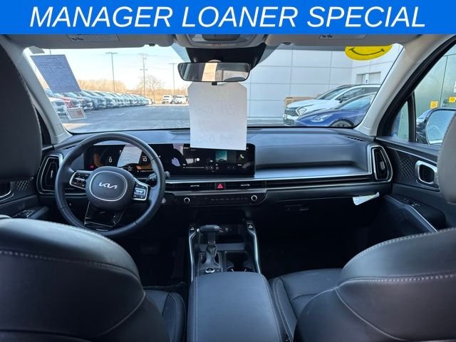 2025 Kia Sorento S - Photo 11