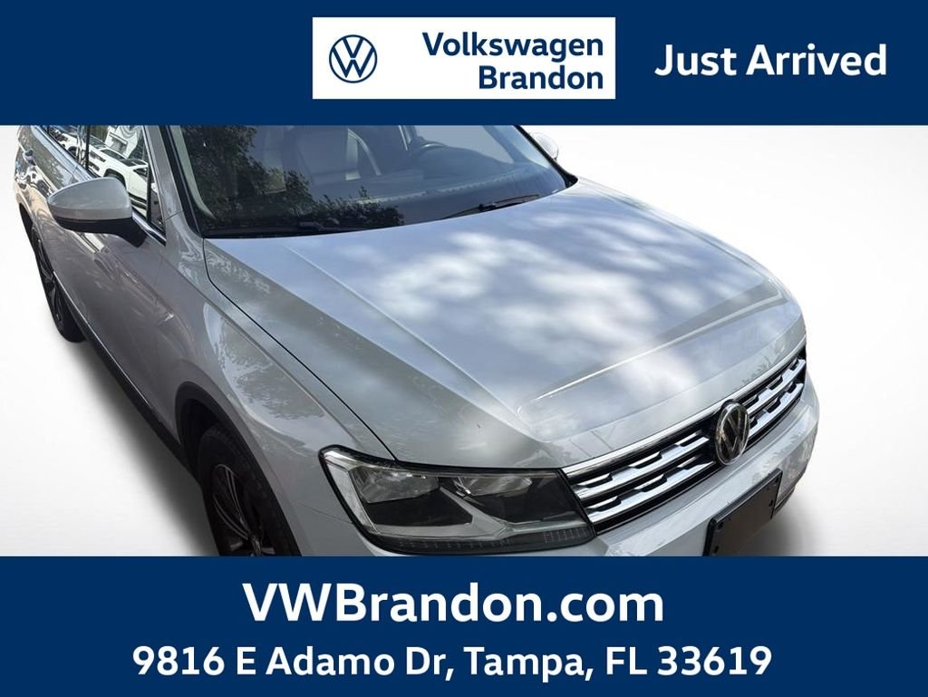 2018 Volkswagen Tiguan 2.0T SEL 4Motion's photo