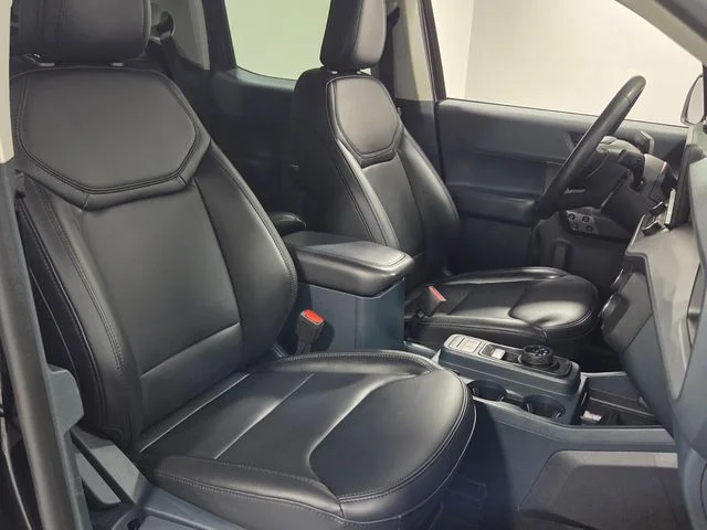 Used 2023 Black Ford Lariat image 14