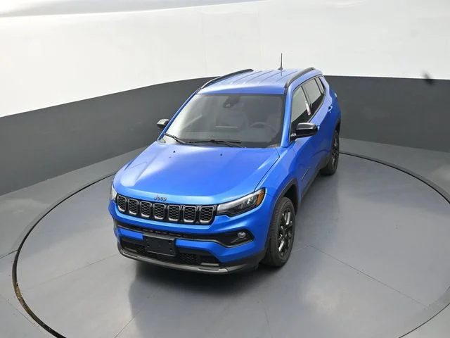 New 2026 Hydro Blue Pearlcoat Jeep Latitude image 13