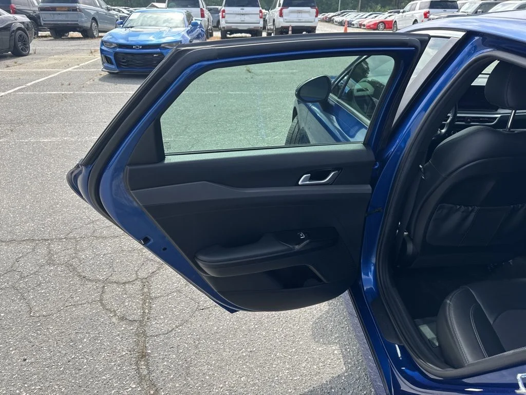 Used 2022 Blue Kia GT-Line image 27