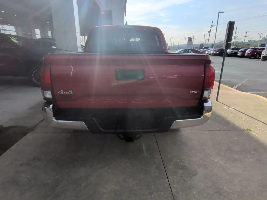 Used 2019 Red Toyota SR5 image 7
