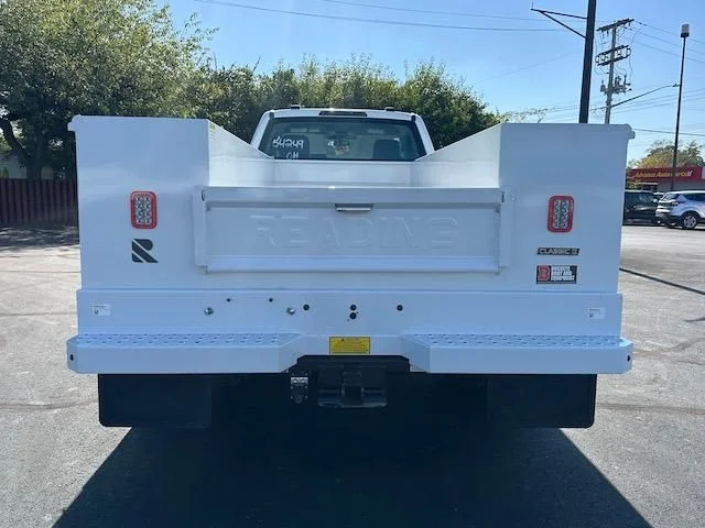 2024 Ford F-450 Super Duty Chassis Cab XL - Photo 11