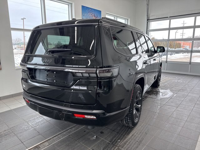 New 2026 High Gloss Black Exterior Paint Jeep Limited Altitude image 5