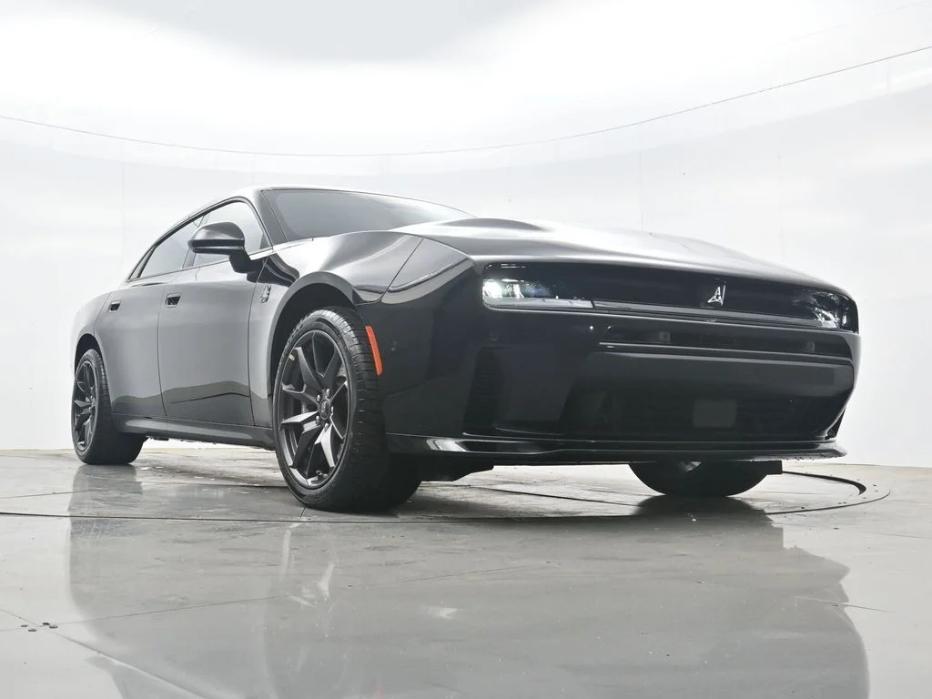 New 2026 Diamond Black Crystal Pearlcoat Dodge Scat Pack image 34