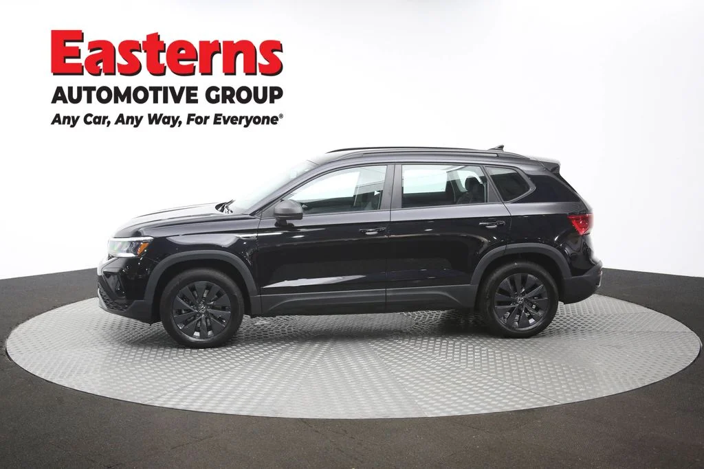 Used 2022 Black Volkswagen 1.5T S image 57