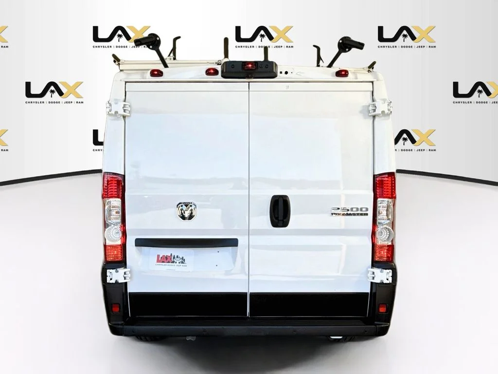 Used 2025 White Ram Base image 6