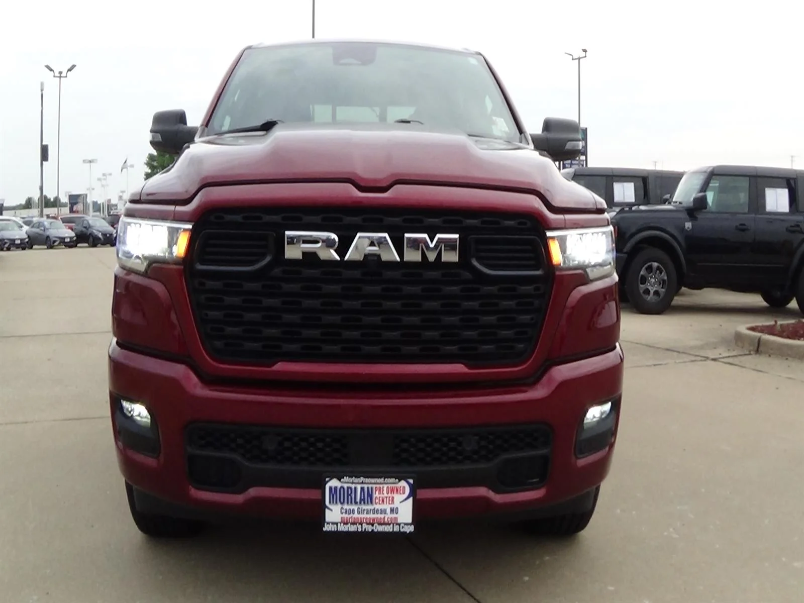 Certified Used 2025 Delmonico Red Pearl Coat (prv) RAM Big Horn image 3
